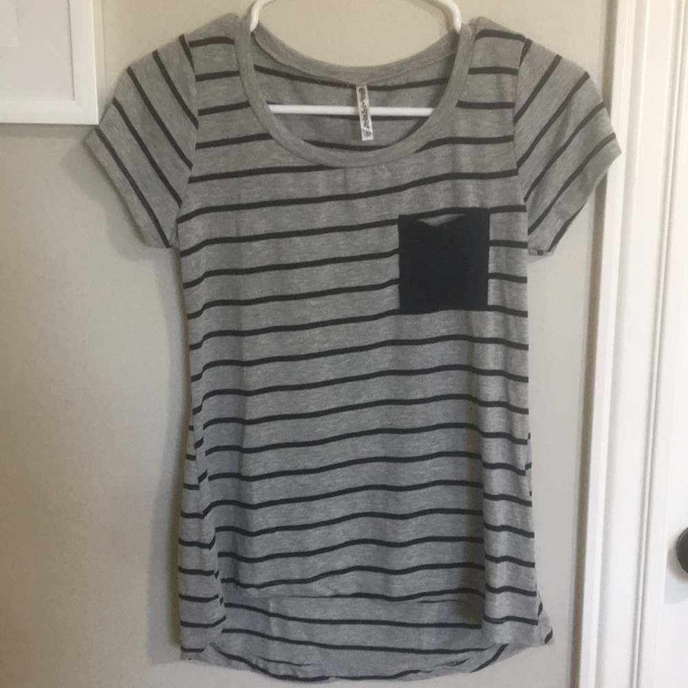 striped t shirt